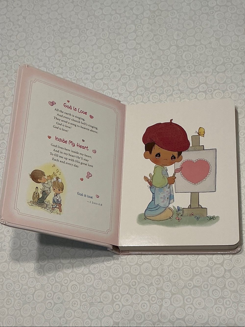 Precious Moments Children's Little Book of God’s Love 2016 - Picture 6 of 8
